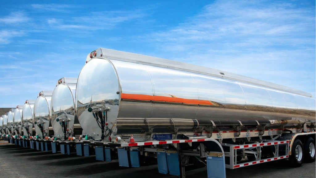 Imagen de referencia - Privados en Cuba importando combustible